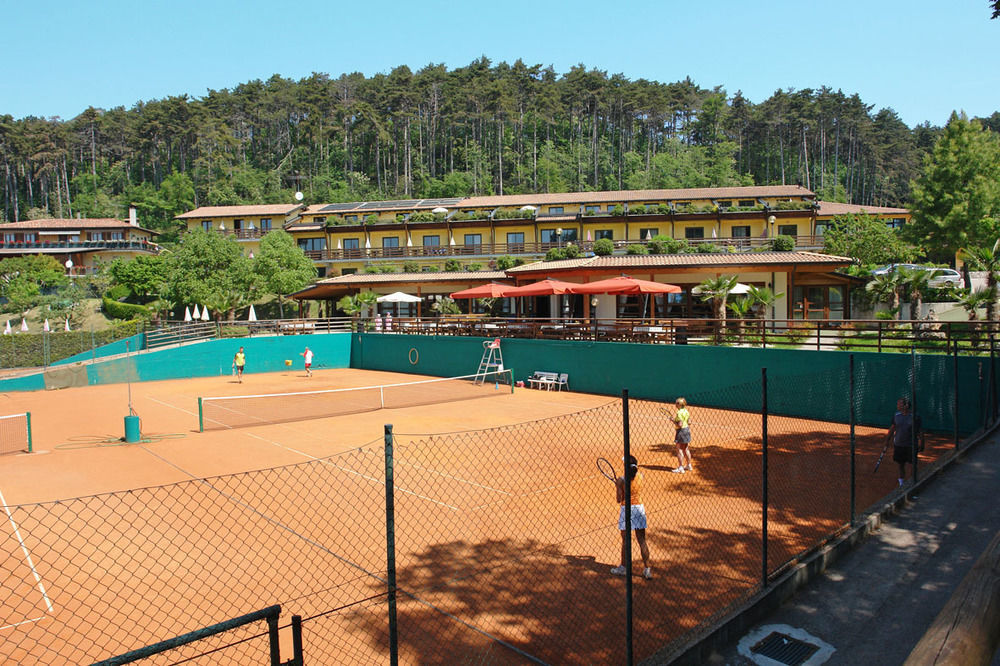 Hotel Residence Campi Tremosine Exterior photo