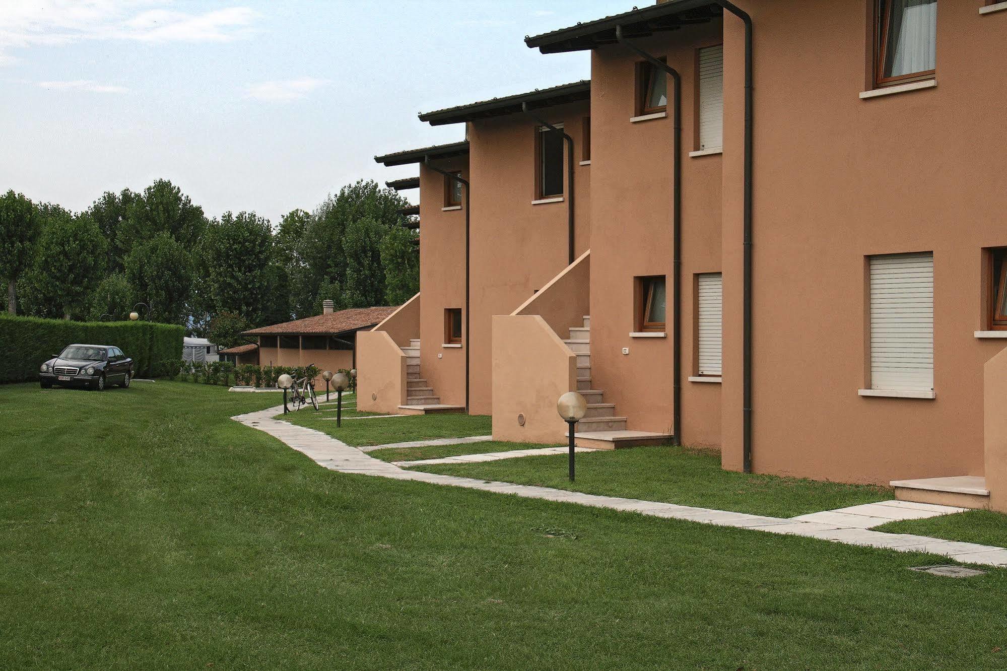 Hotel Residence Campi Tremosine Exterior photo
