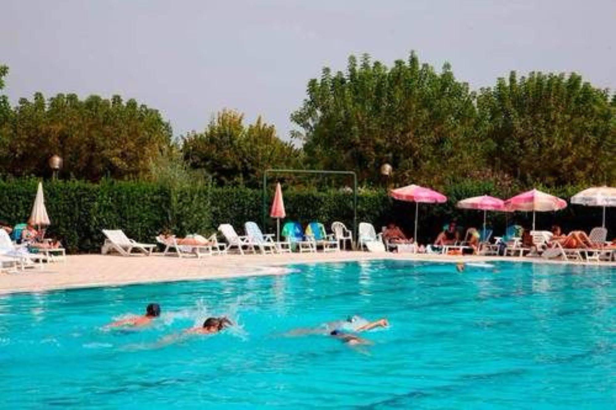 Hotel Residence Campi Tremosine Exterior photo